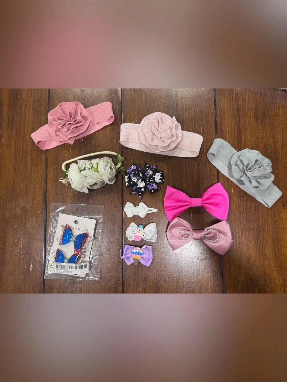 Mixed lot of NWT & lightly worn baby girl bows & headbands bundle random brands
